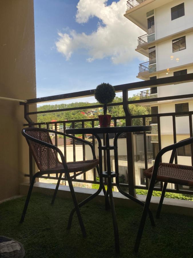Near Johnhay Minesview Fast Wi-Fi Netflix Balcony Leilighet Baguio City Eksteriør bilde